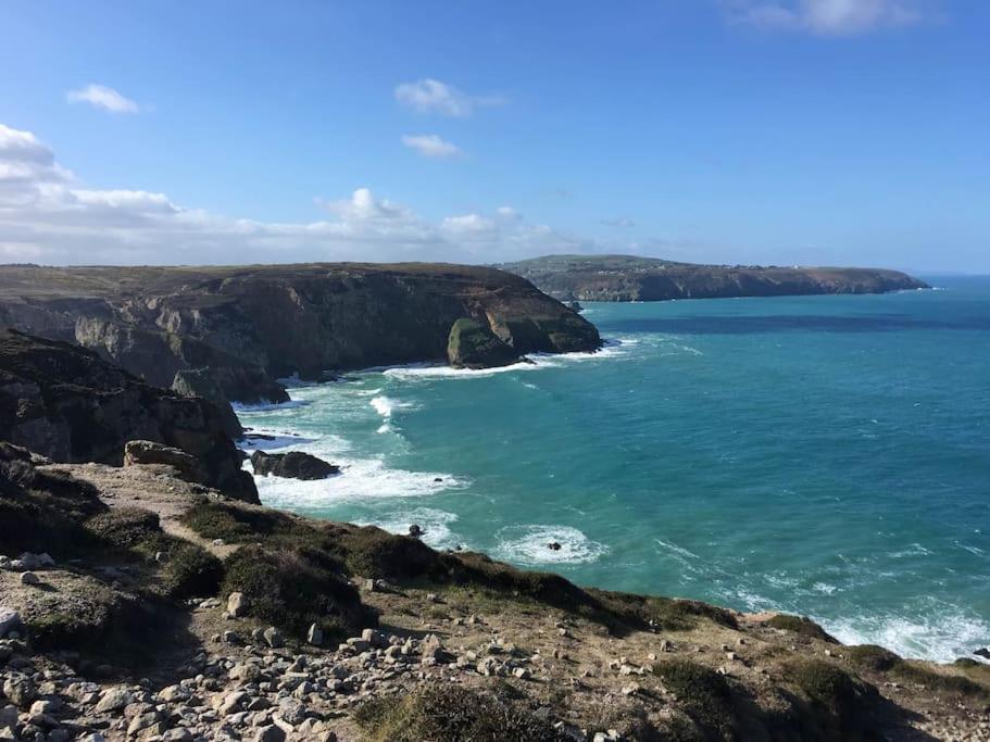 Mellow Cottage Just A Short Walk To The Beach Perranporth Luaran gambar